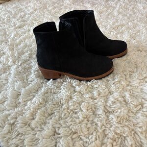 Elegant Black Ankle Booties